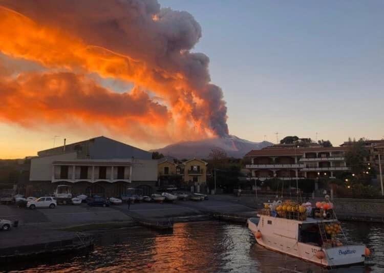 Le 2 Volte Casa Vacanza Acireale Εξωτερικό φωτογραφία